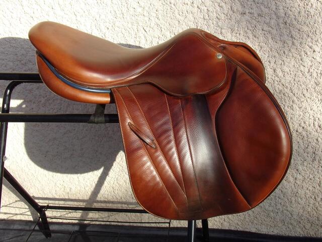 Selle Butet Doublée Veau 17'5