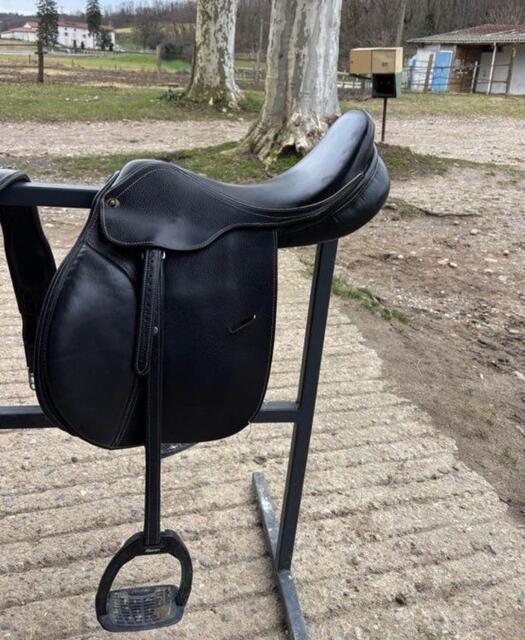 selle Eric Mondange