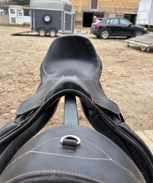 selle Eric Mondange