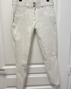 pantalon blanc flags and cup