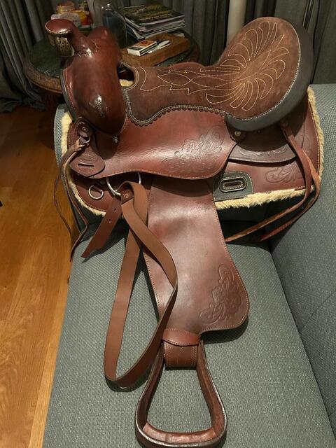 selle western Lakota