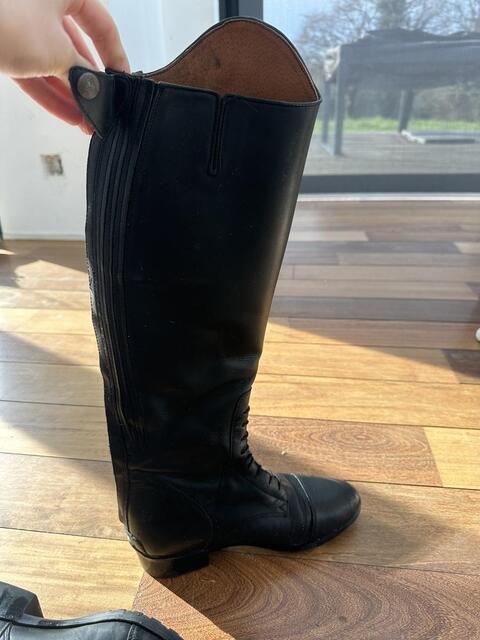 Bottes mountain horse