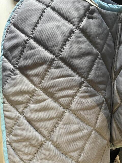 tapis bleu