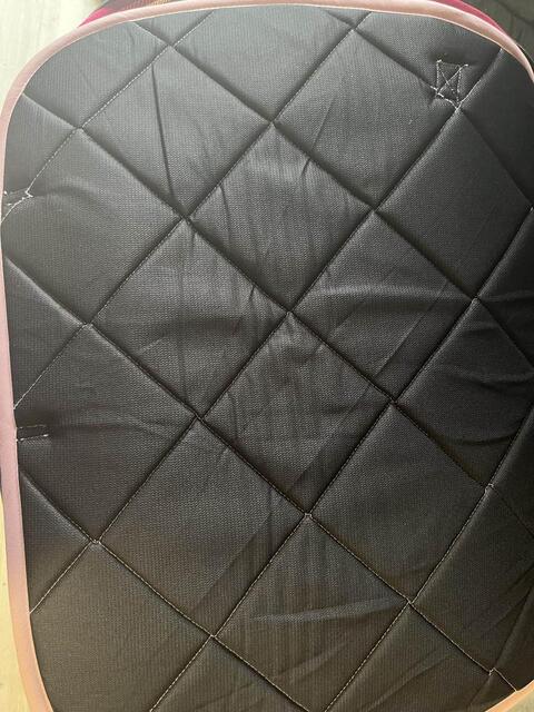 tapis hkm rose