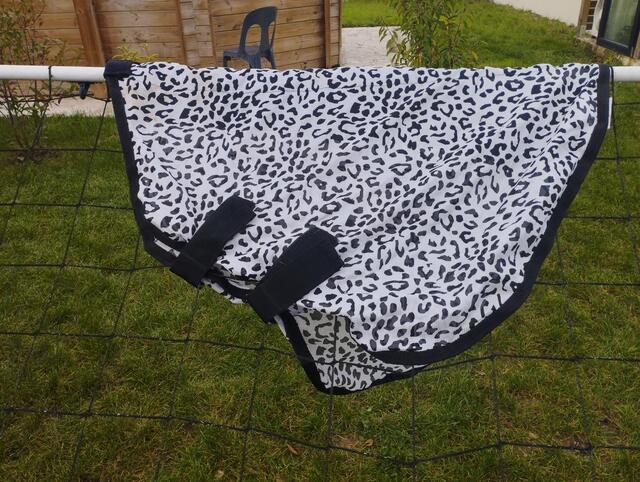 Couverture anti mouche 85cm