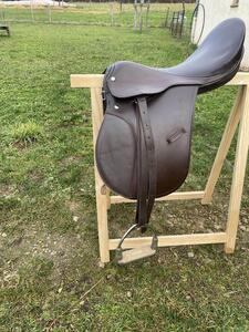 selle étrier sangle
