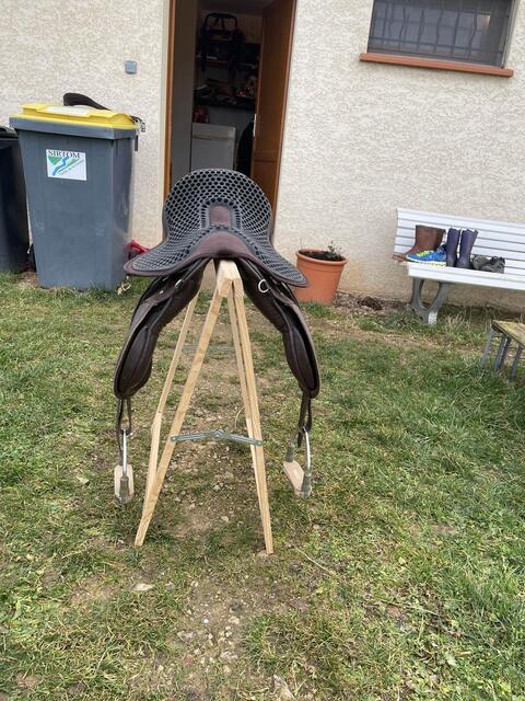 selle étrier sangle