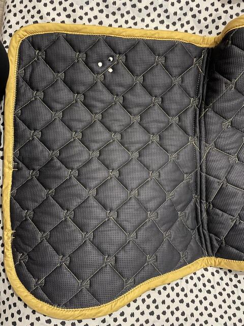 Tapis Lamicell Jaune