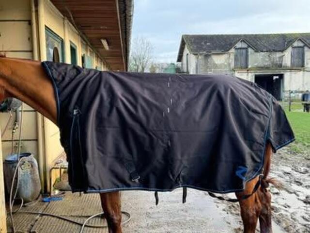 Couverture Horze Avalanche
