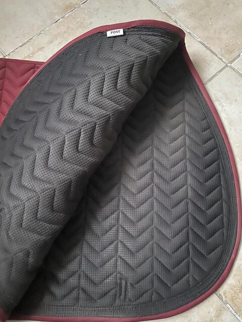 Tapis de selle Equithème