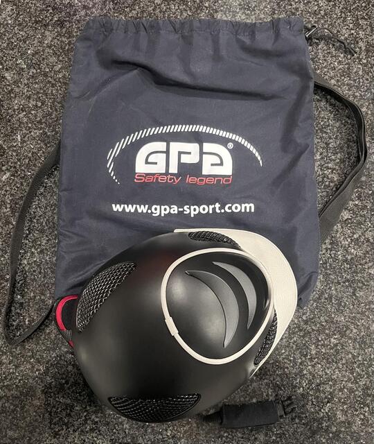 Casque gpa speed air leather noir/gris Taille 58 (59 GPA)