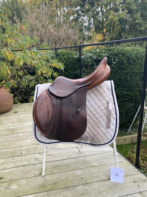 Selle CSO/mixte Delgrange, 17.5