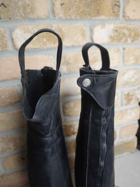 Chaps Dyon standard