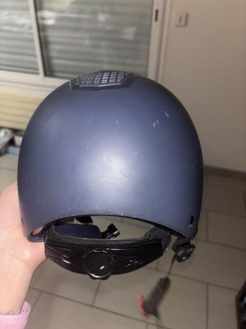 bombe equitheme bleu