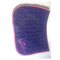 Tapis violet-rose