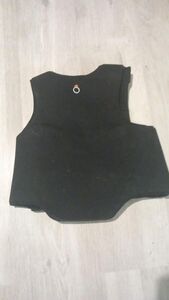 Plastron noir