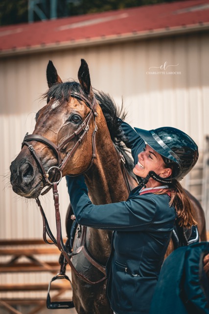 cheval réformé des course